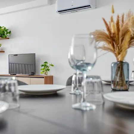 아파트 New! Sant Anna Residences, M2 By Sf Homes