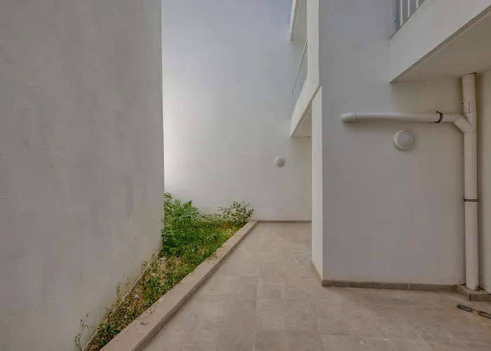 New! Sant Anna Residences, M2 By Sf Homes Appartement